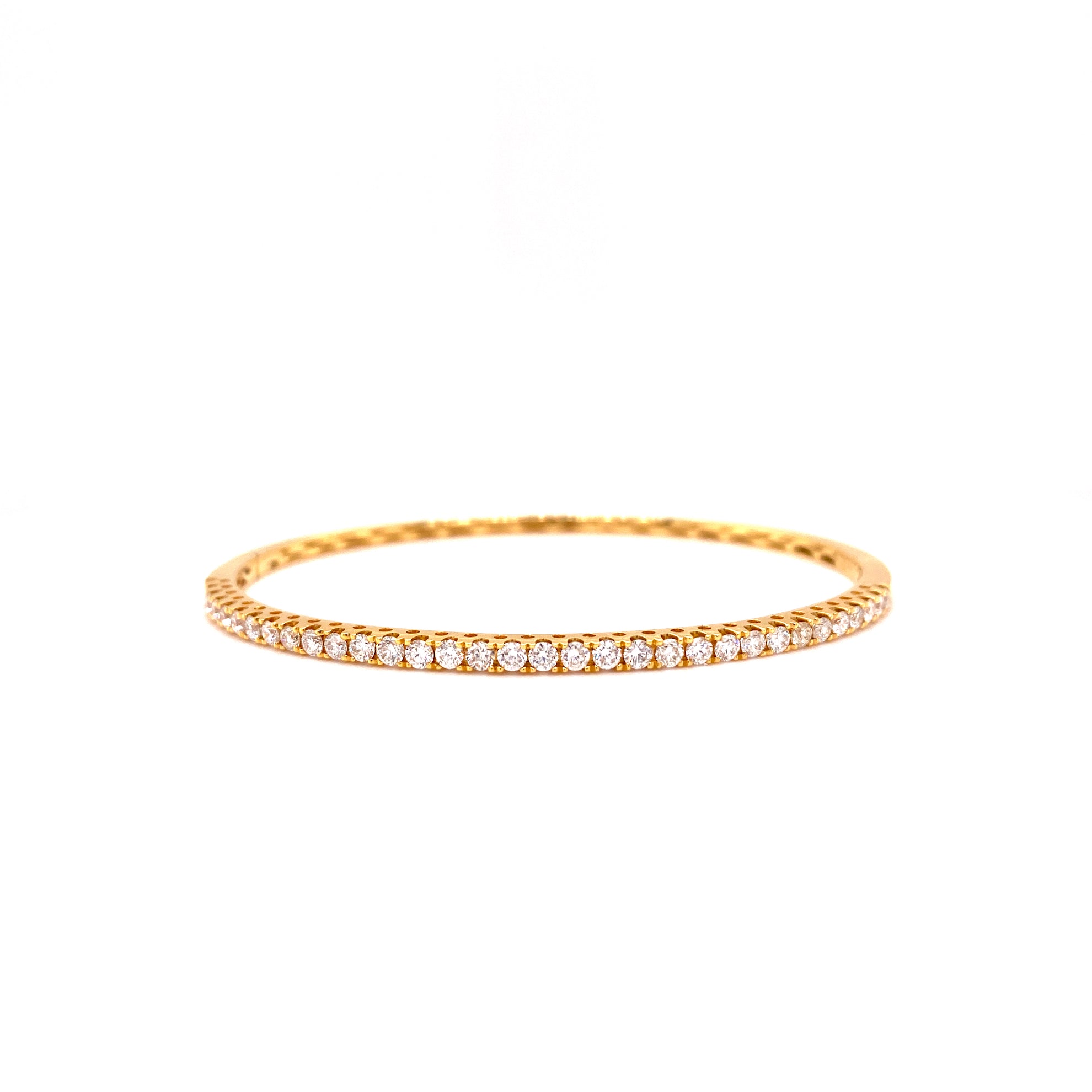 Rhea Bangle in 18k yellow gold with diamonds