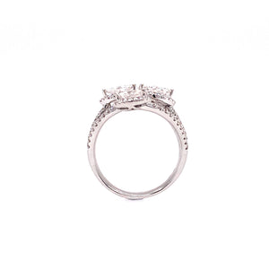 Scarlett Ring in 18k white gold with diamonds