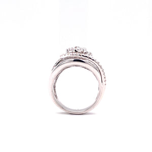 Luna Ring in 18k white gold with diamonds