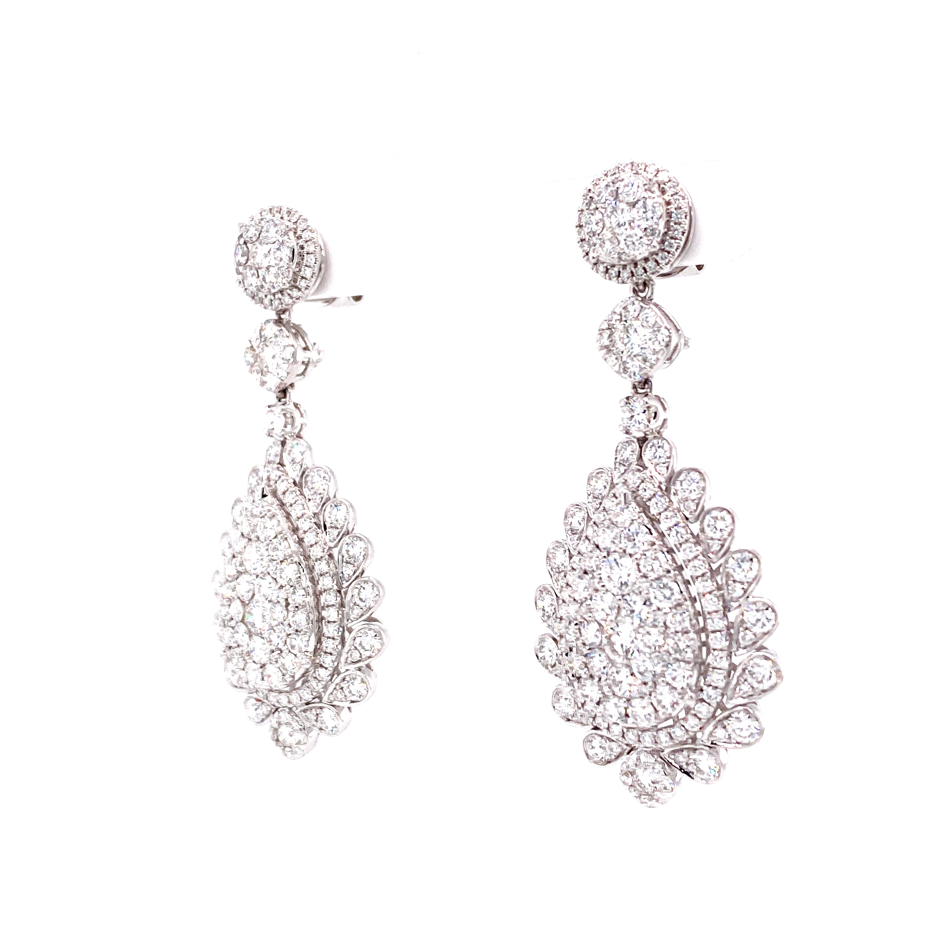 Fluer Drop Earrings in 18k white gold with diamonds