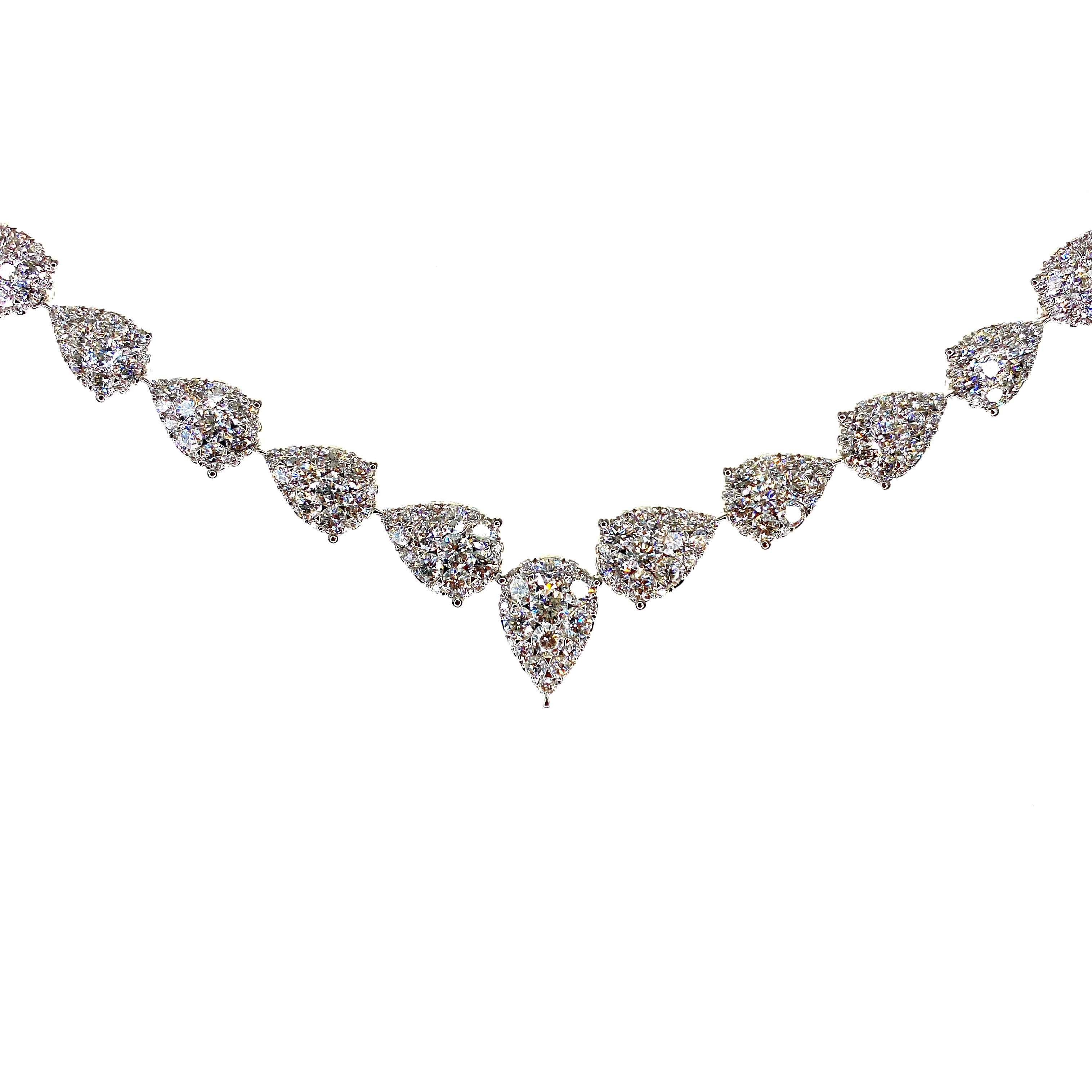 Georgia Necklace in 18k white gold with diamonds